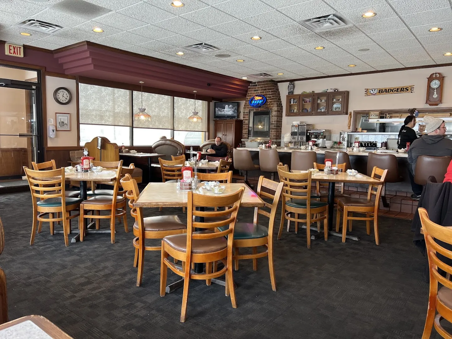 Four Seasons Family Restaurant